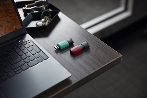 Kingston DataTraveler Exodia M - Unidad flash USB - 256 GB - USB 3.2 Gen 1 - Imagen 11