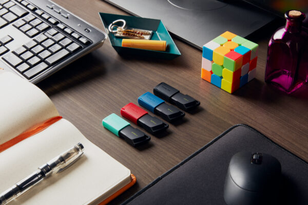 Kingston DataTraveler Exodia M - Unidad flash USB - 64 GB - USB 3.2 Gen 1 - Imagen 11