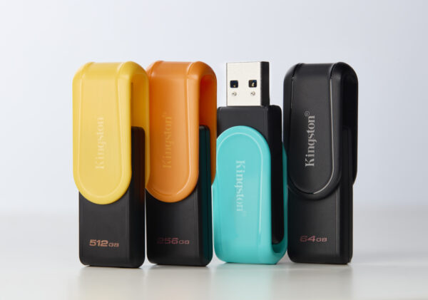 Kingston - USB flash drive - USB 3.2 Gen 1 - Exodia S Black Orange - Imagen 7