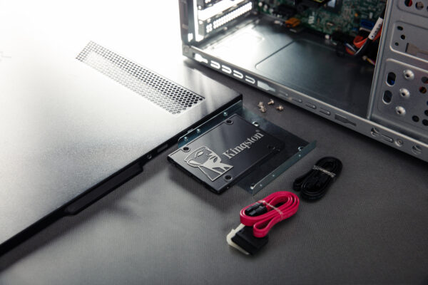 Kingston KC600 - SSD - cifrado - 512 GB - interno - 2.5" - SATA 6Gb/s - AES de 256 bits - TCG Opal Encryption, Self-Encrypting Drive (SED) - Imagen 7