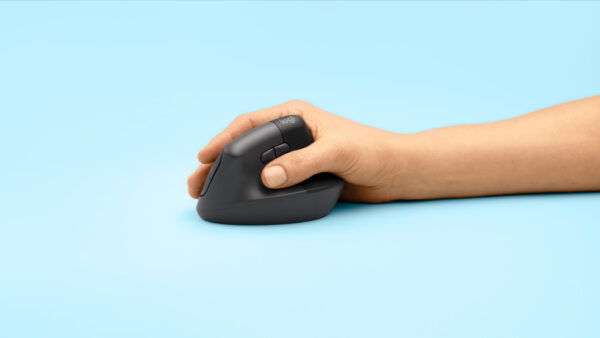 Logitech Lift Vertical Ergonomic Mouse - Ratón vertical - ergonómico - 6 botones - inalámbrico - Bluetooth, 2.4 GHz - receptor de USB Logitech Logi Bolt - grafito - Imagen 4