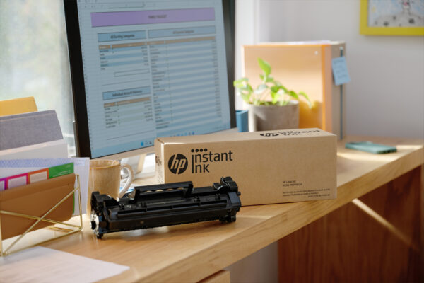 HP Smart Tank 530 - Impresora multifunción - color - chorro de tinta - Legal (216 x 356 mm) (original) - A4/Legal (material) - hasta 10 ppm (copiando) - hasta 11 ppm (impresión) - 100 hojas - USB 2.0, Wi-Fi(n), Bluetooth - Imagen 11
