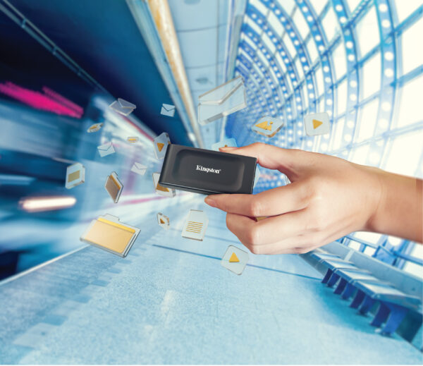 Kingston XS1000 - SSD - 2 TB - externo (portátil) - USB 3.2 Gen 2 (USB-C conector) - Imagen 14