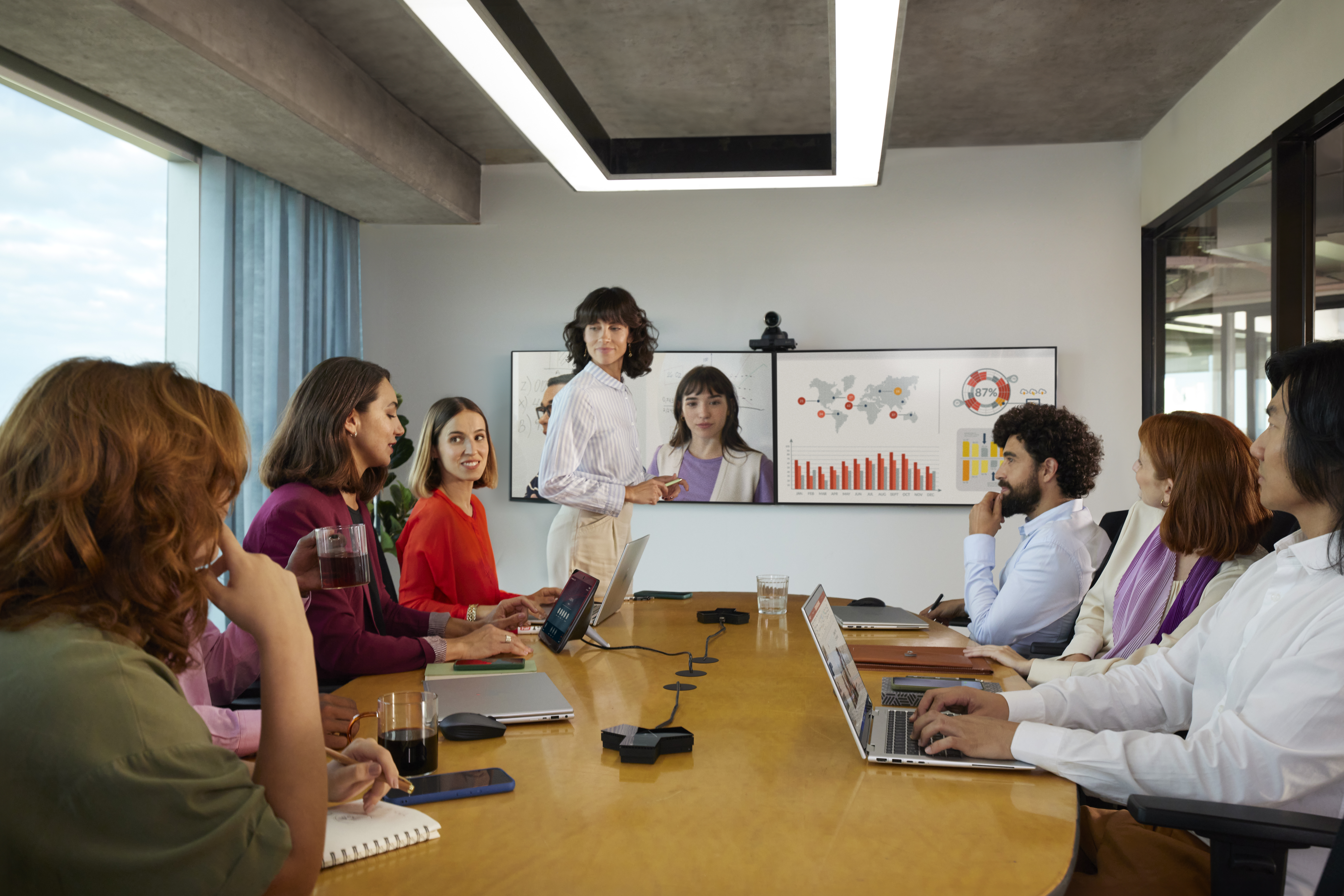 POLY - Smart Camera - Studio E60 4K MPTZ with 12x O